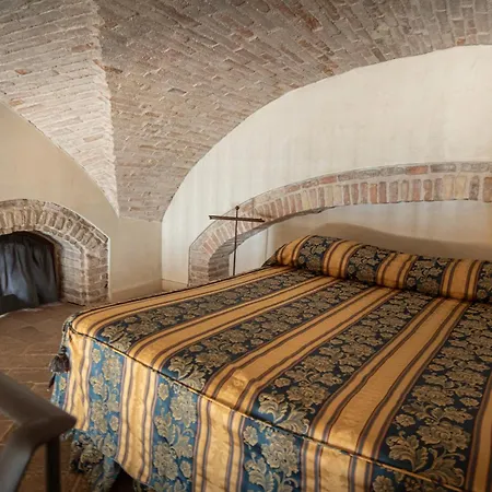 Residenza D'epoca San Crispino Aparthotel 4*