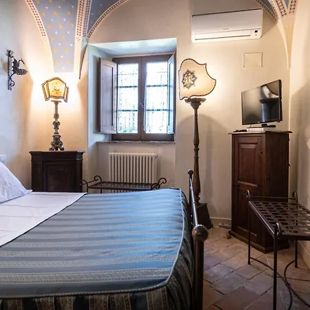 Residenza D'epoca San Crispino 4*