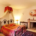 Residenza D'epoca San Crispino מלון דירות אסיסי