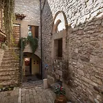 Residenza D'epoca San Crispino מלון דירות