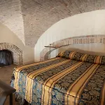 Residenza D'epoca San Crispino מלון דירות 4*
