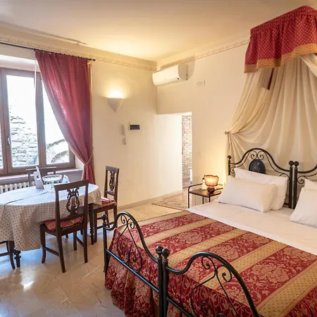 Residenza D'epoca San Crispino Hotel apartamentowy 4*