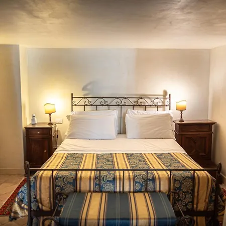 Residenza D'epoca San Crispino 4*