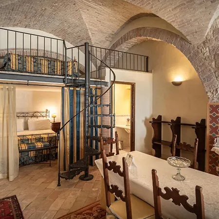 Hotel apartamentowy Residenza D'epoca San Crispino 4*