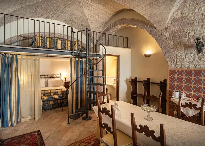 Apartahotel Residenza D'epoca San Crispino 4*
