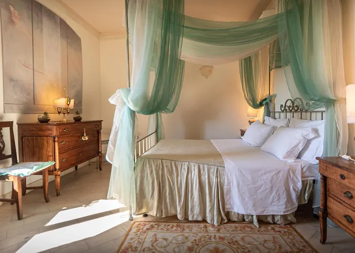 Residenza D'epoca San Crispino 4*